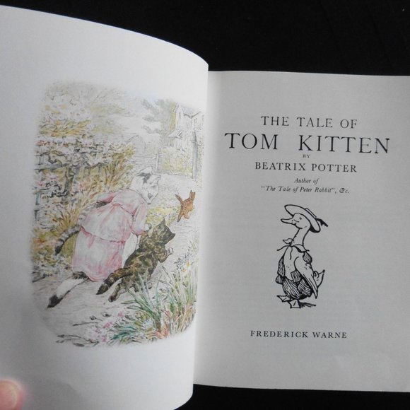 Disney 102 Dalmations Book & The Tale of Tom Kitten - Picture 4 of 4